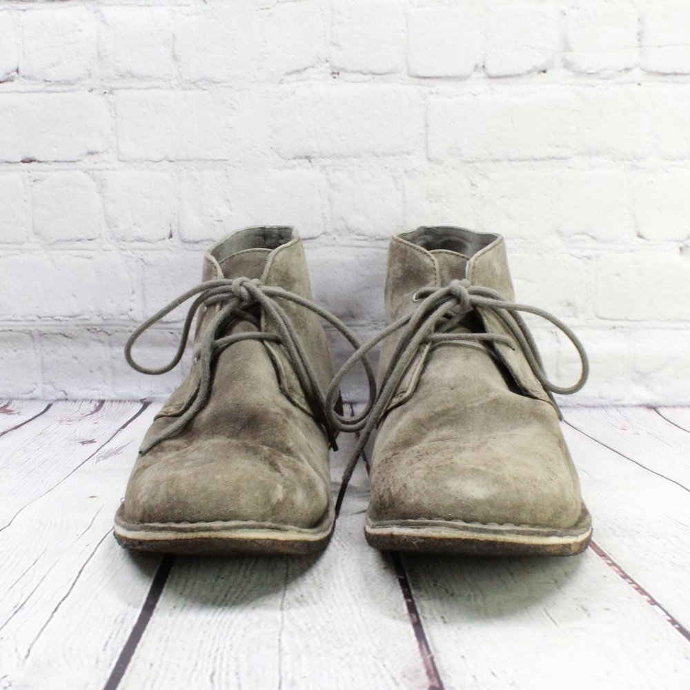 UGG Gray Suede Lace Up Chukka Boots Size 12 - Picture 4 of 9